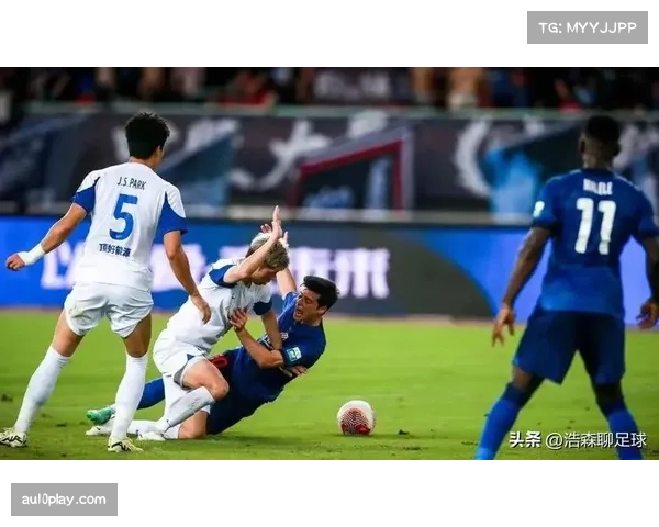 武汉三镇主场气势如虹，连续两轮零封对手